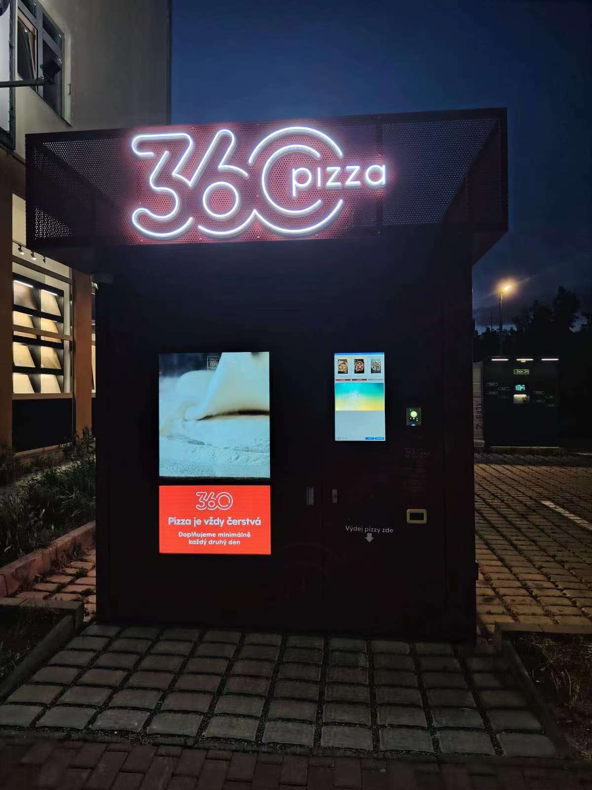 Is a Pizza Vending Machine a Profitable Investment in 2026?